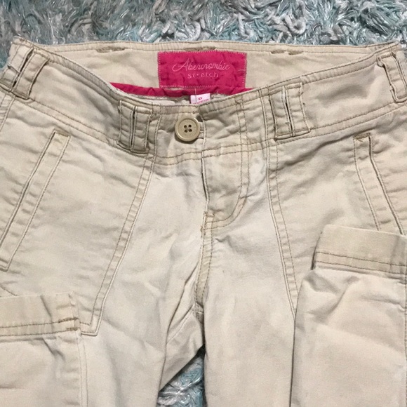 Abercrombie Stretch Khaki Capris - Picture 3 of 4